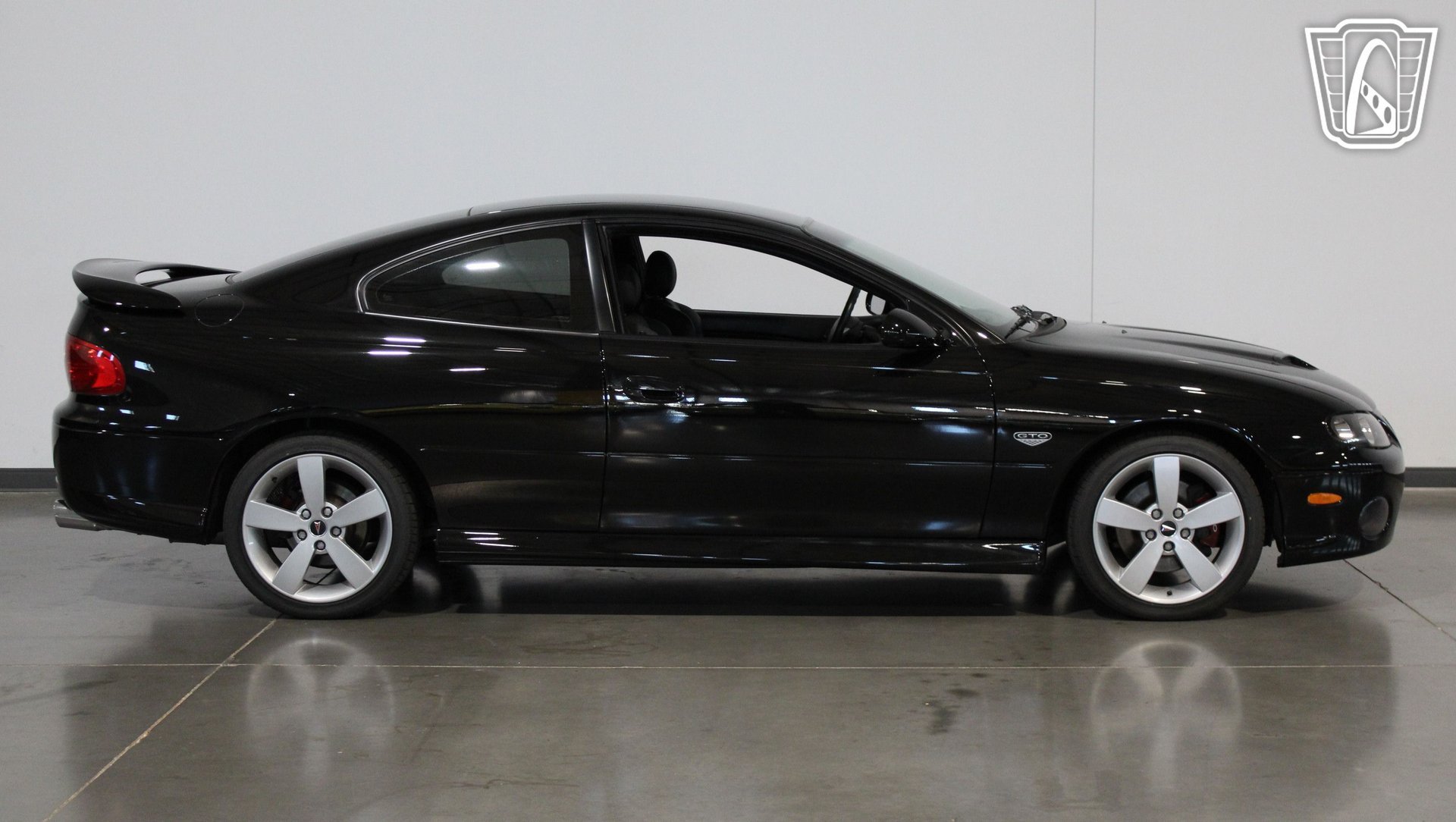 Used 2005 Pontiac GTO RWD image 23