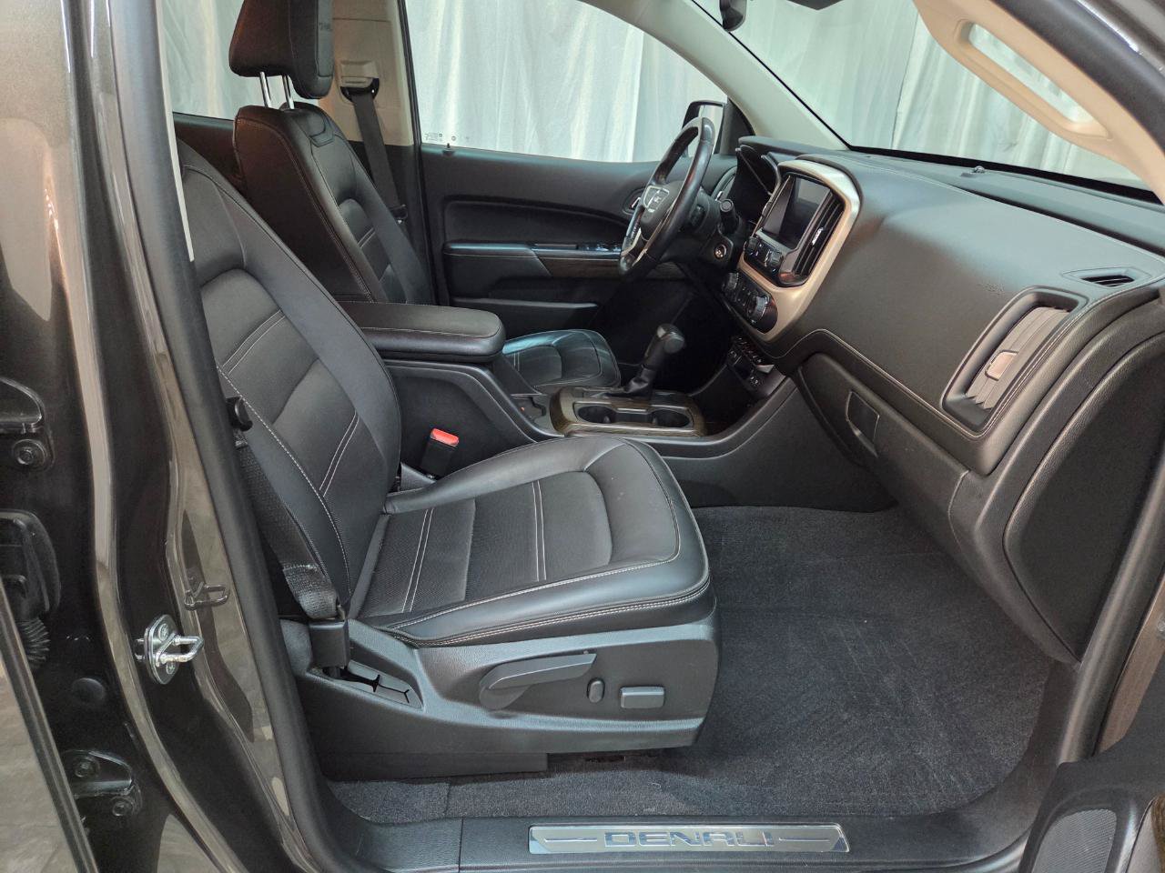Used 2020 GMC Canyon Denali AWD/4WD image 15