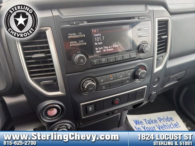 Used 2017 Nissan Titan S image 17