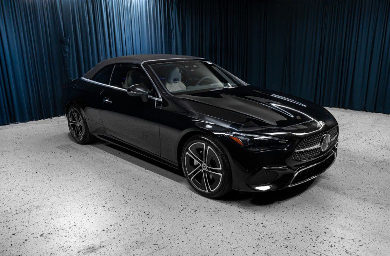 New 2026 Mercedes-Benz CLE 300 4MATIC Cabriolet image 5