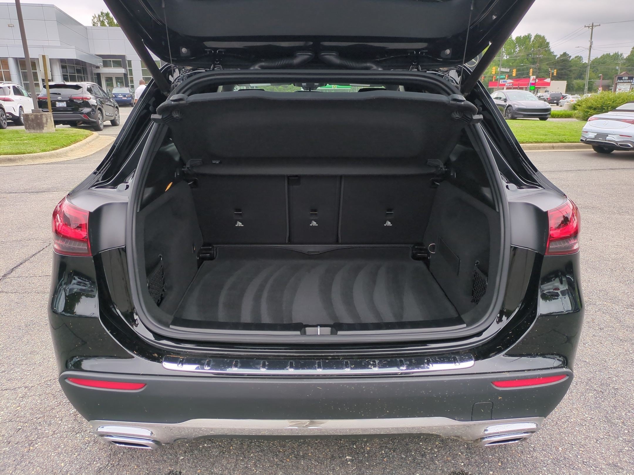 Certified 2023 Mercedes-Benz GLA 250 4MATIC image 30