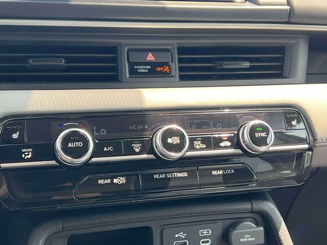 Used 2023 Honda Pilot Touring image 33