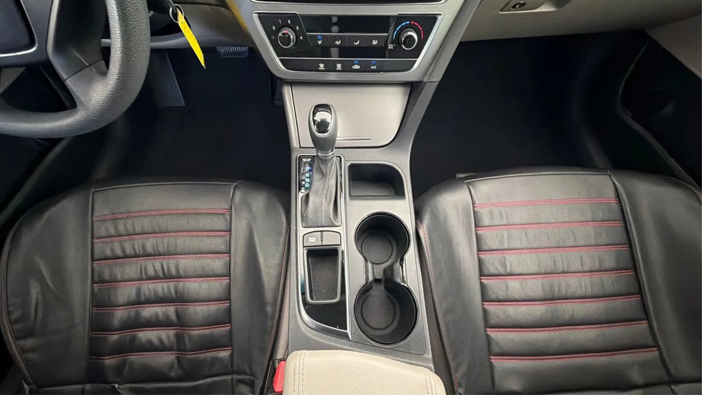 Used 2017 Hyundai Sonata SE FWD image 25