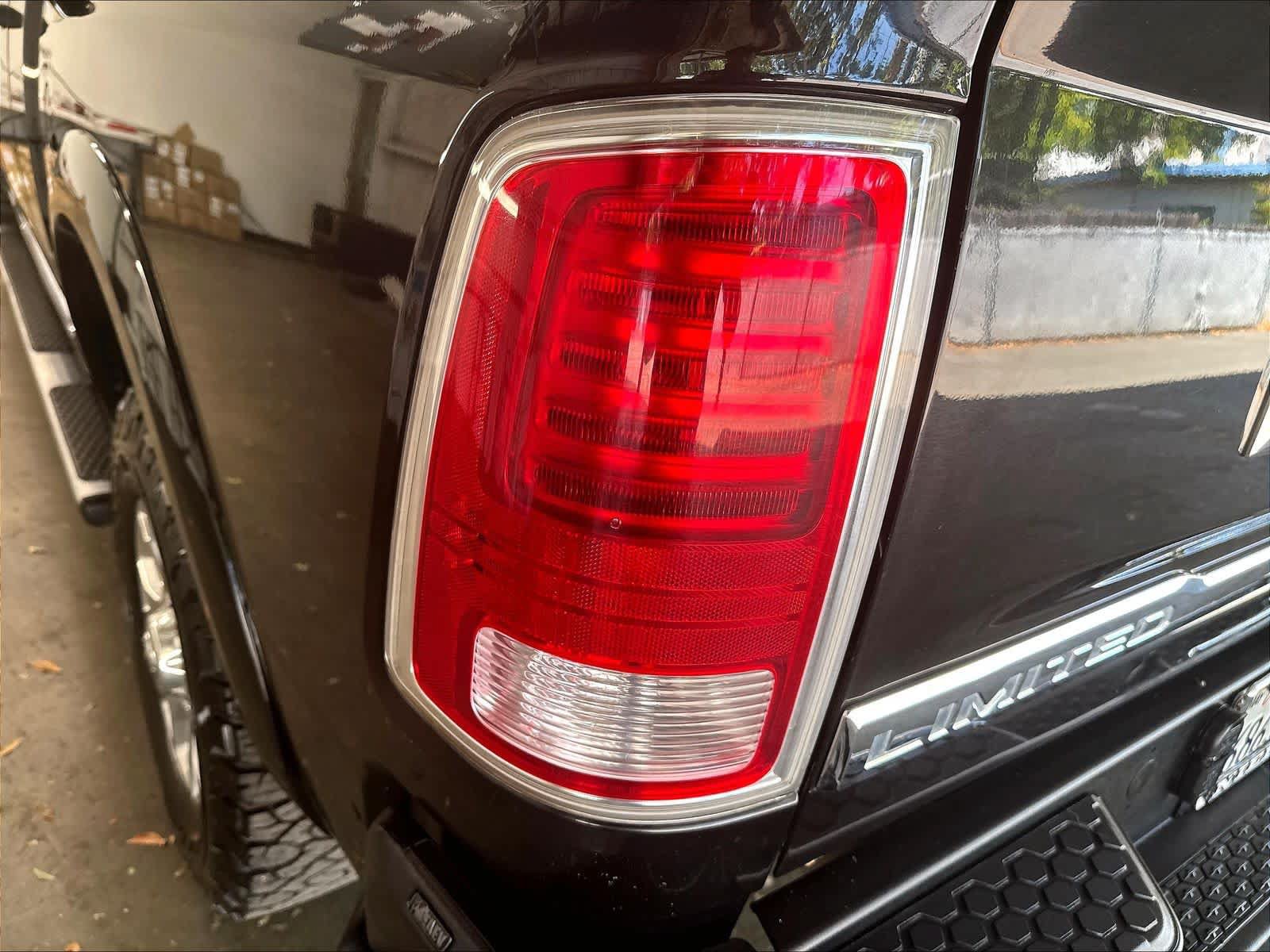 Used 2016 RAM 2500 Limited AWD/4WD image 26