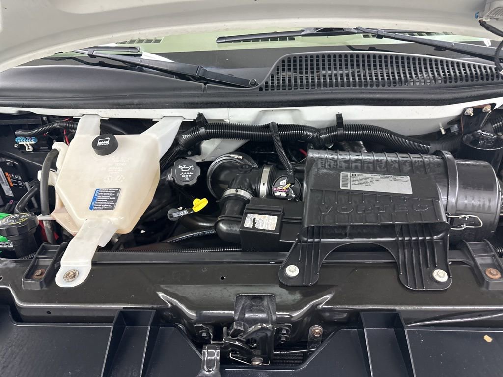 Used 2011 Chevrolet Express 1500 Upfitter image 18