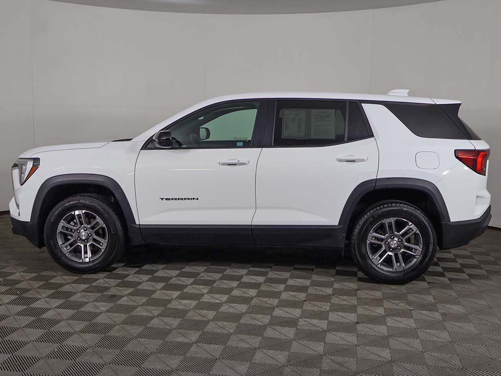 Used 2026 GMC Terrain Elevation FWD image 18