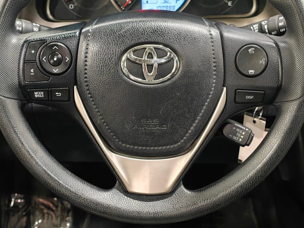 Used 2015 Toyota RAV4 XLE AWD/4WD image 5