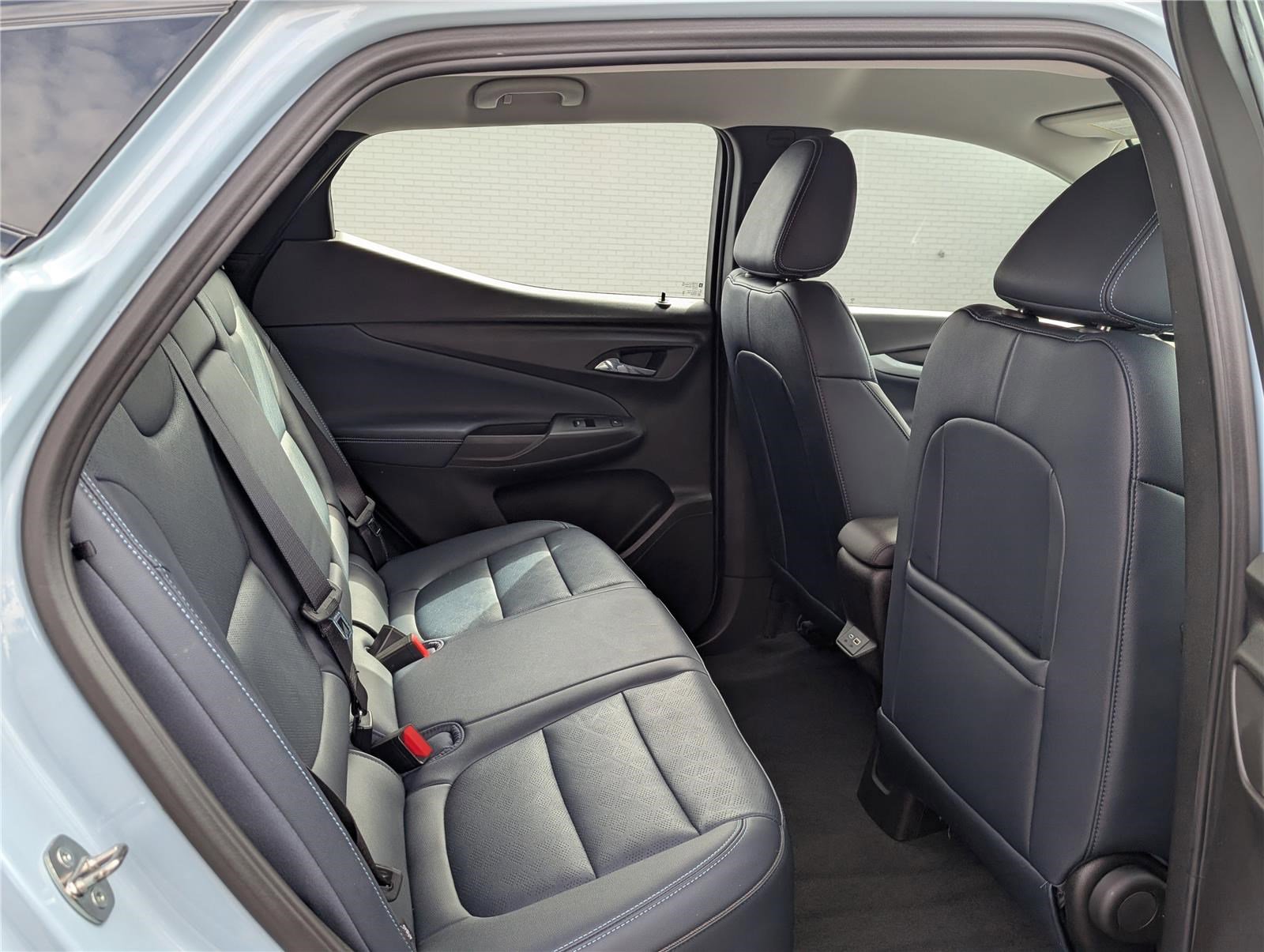 Used 2023 Chevrolet Bolt EUV Premier image 12