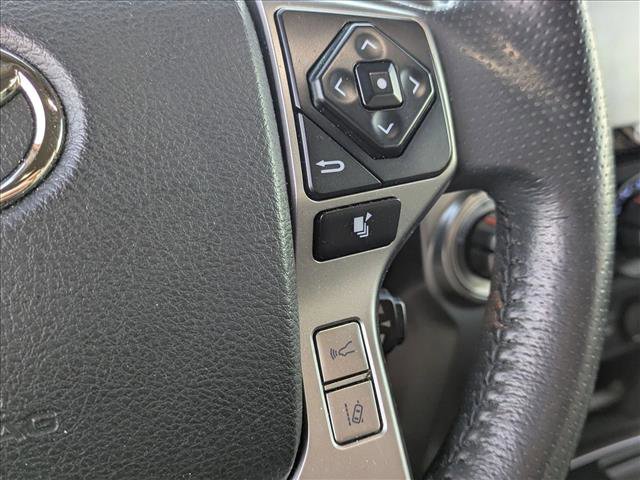 Used 2022 Toyota 4Runner SR5 Premium image 14