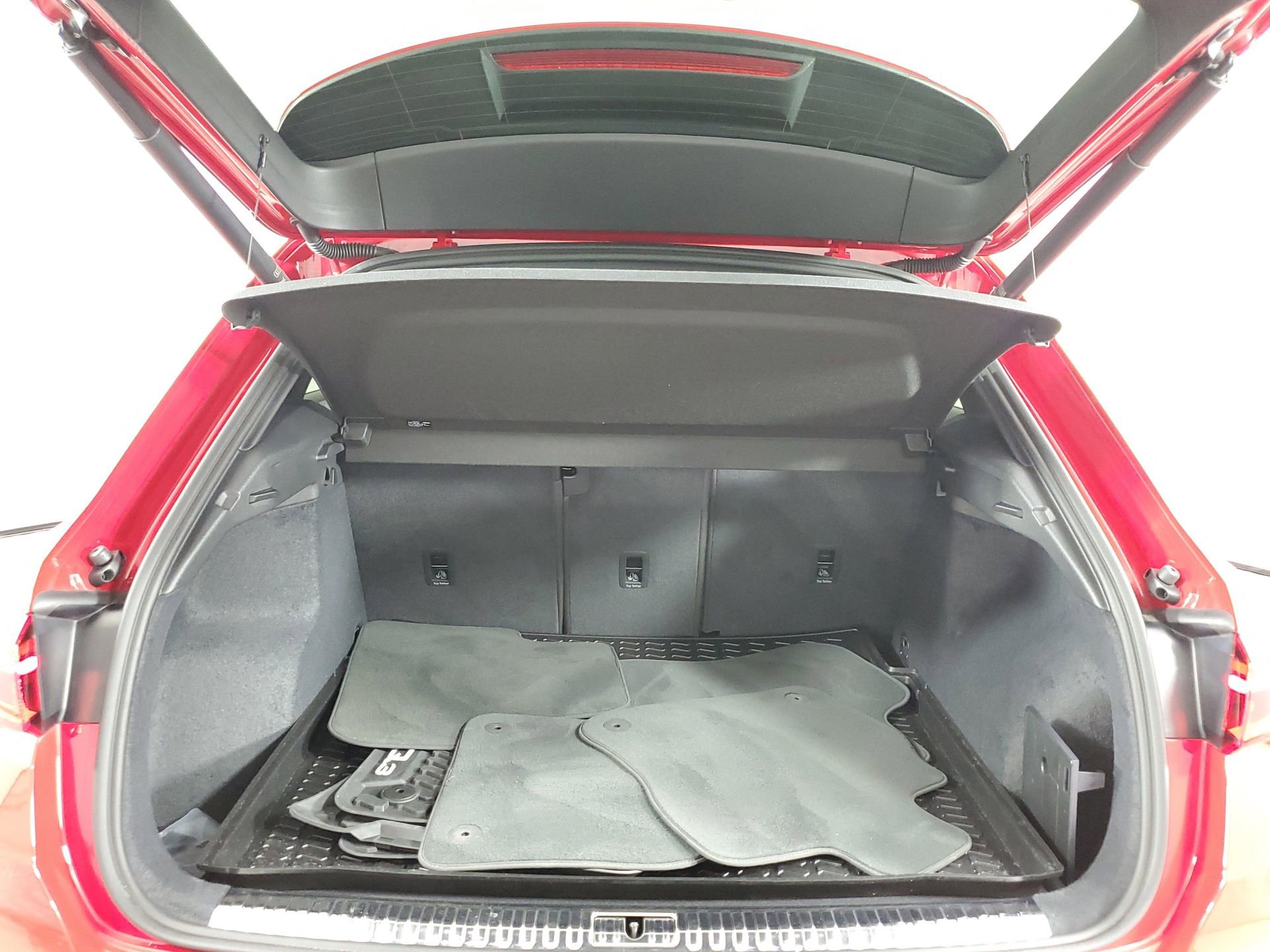 Certified 2022 Audi Q3 2.0T Premium w/ Convenience Package image 21