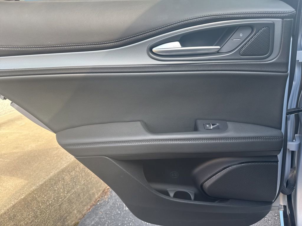 Used 2024 Alfa Romeo Stelvio AWD image 51