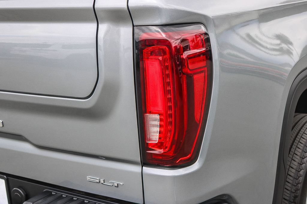 Used 2024 GMC Sierra 1500 SLT AWD/4WD image 10