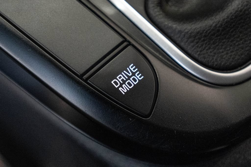 Used 2025 Kia Soul LX FWD image 23