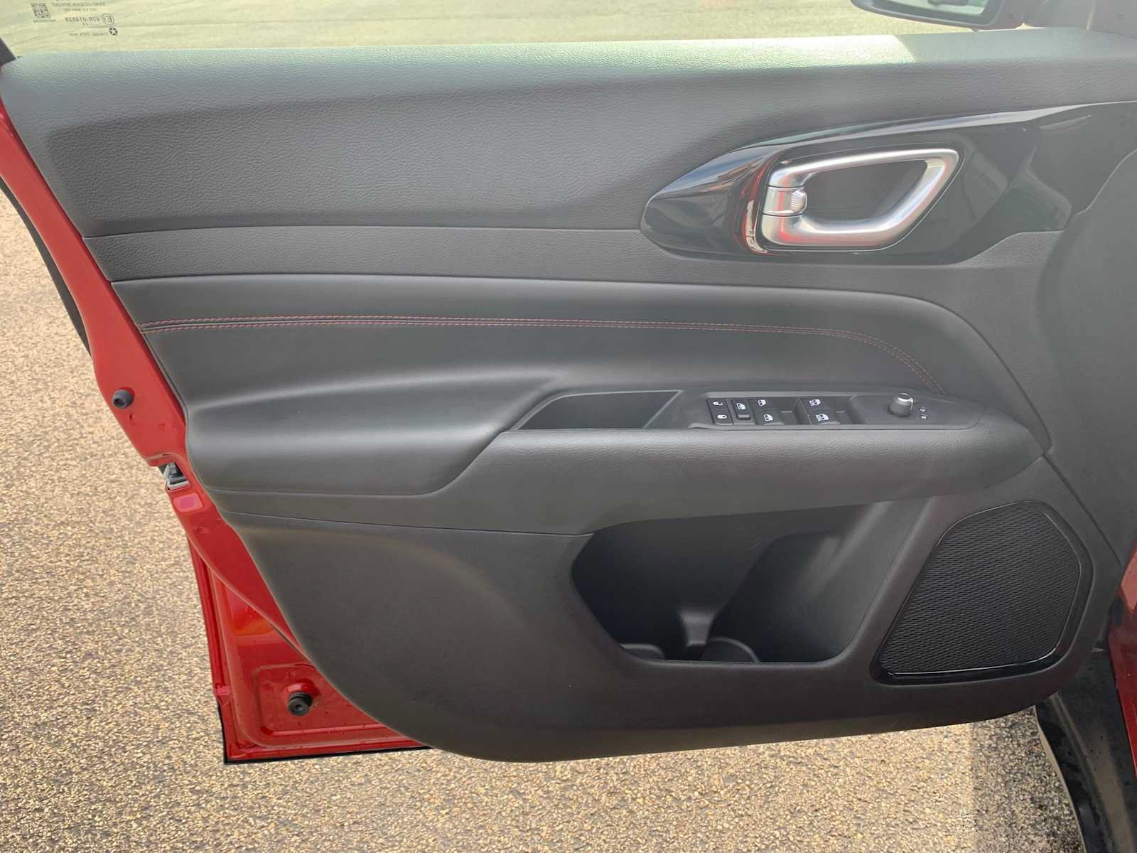 New 2026 Jeep Compass Trailhawk AWD/4WD image 13