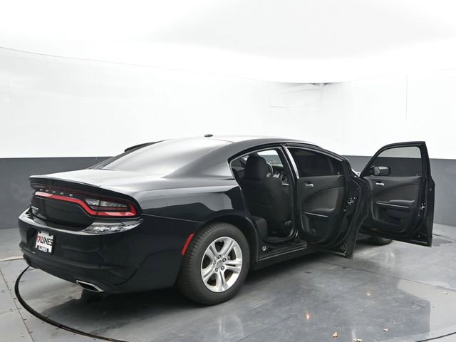 Used 2022 Dodge Charger SXT w/ Cold Weather Package image 57