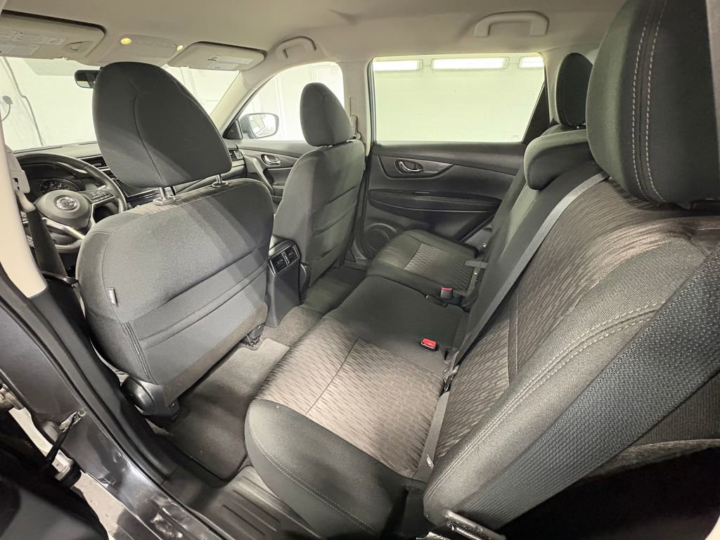 Used 2019 Nissan Rogue S image 26