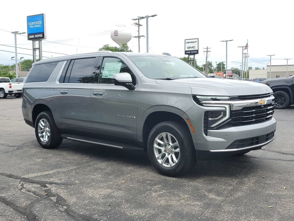 New 2026 Chevrolet Suburban LS w/ LPO, Dark Essentials Package AWD/4WD image 9