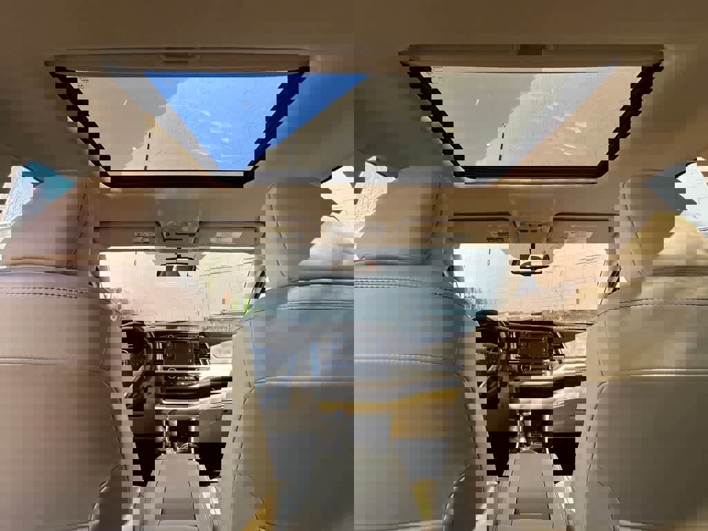 Used 2016 Toyota Highlander XLE image 13