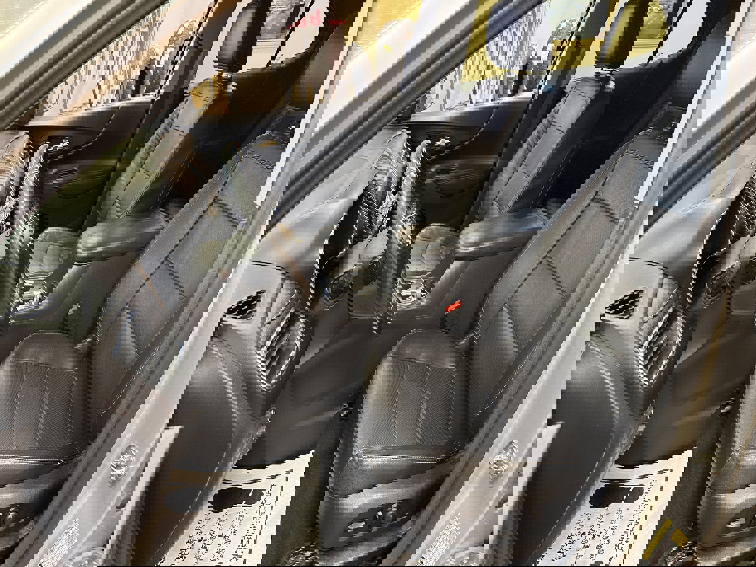 Used 2020 Chevrolet Equinox Premier image 43