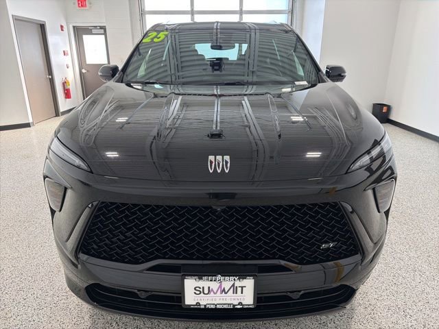 Used 2025 Buick Enclave Sport Touring AWD/4WD image 7