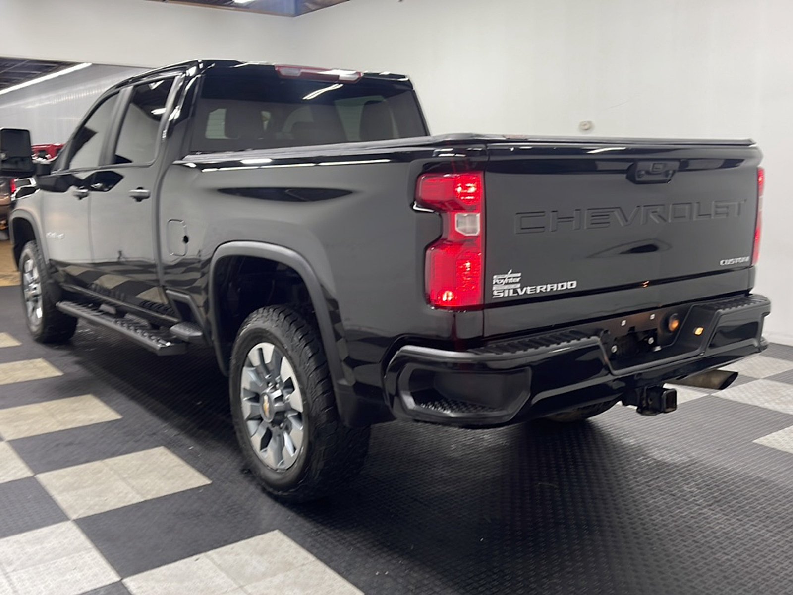 Used 2023 Chevrolet Silverado 2500 Custom w/ Custom Value Package AWD/4WD image 15