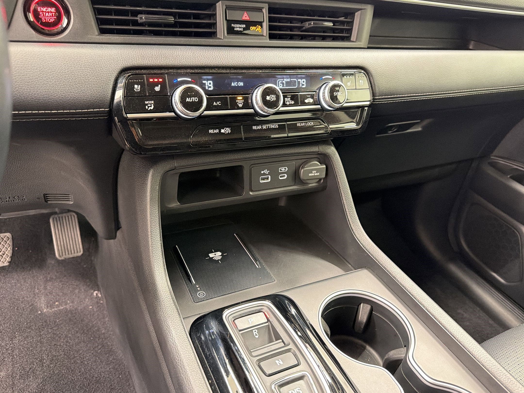 Used 2024 Honda Pilot Elite image 16