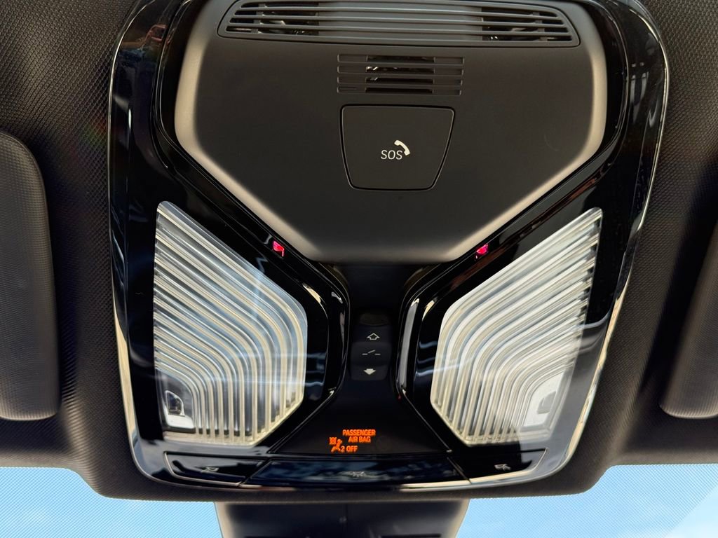 Used 2024 BMW 330i Sedan image 31