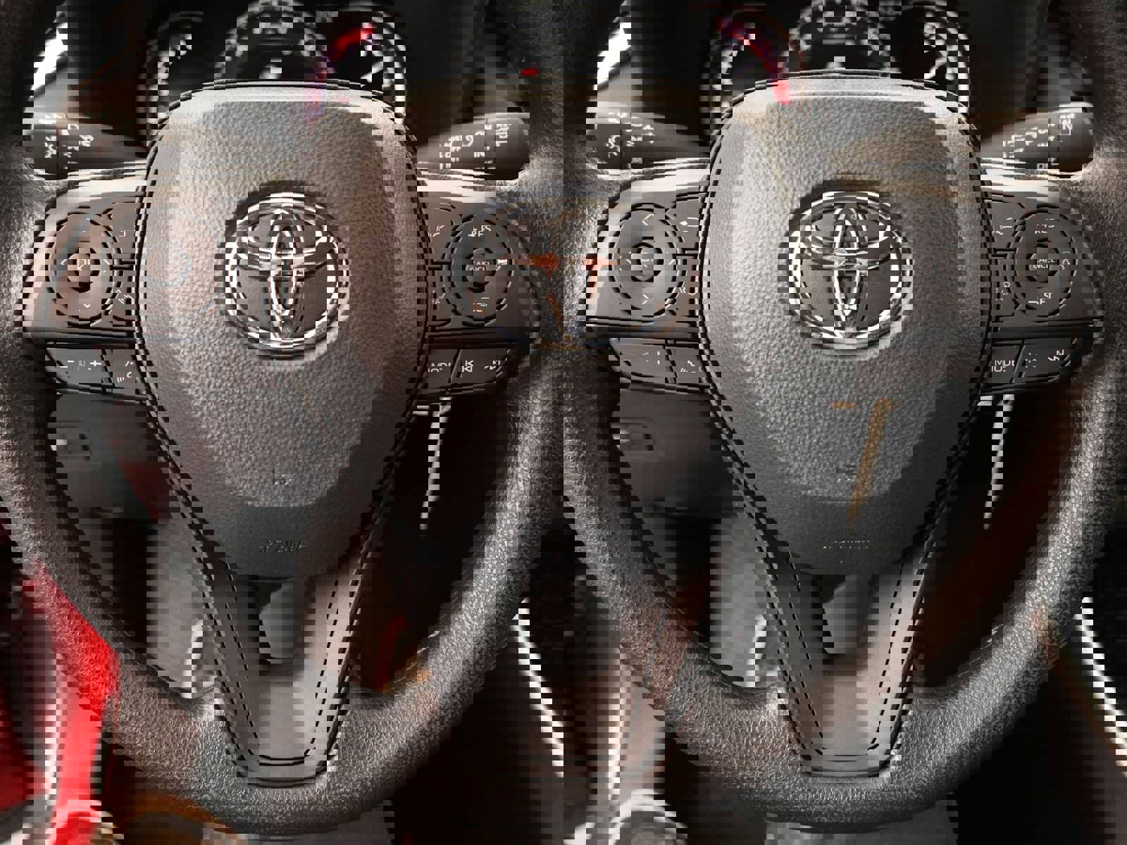 New 2025 Toyota RAV4 LE image 6