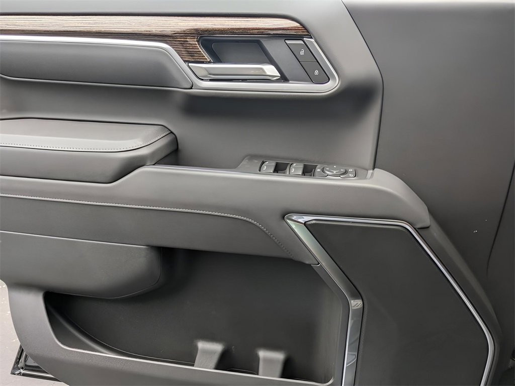 New 2026 GMC Sierra 1500 Elevation image 12