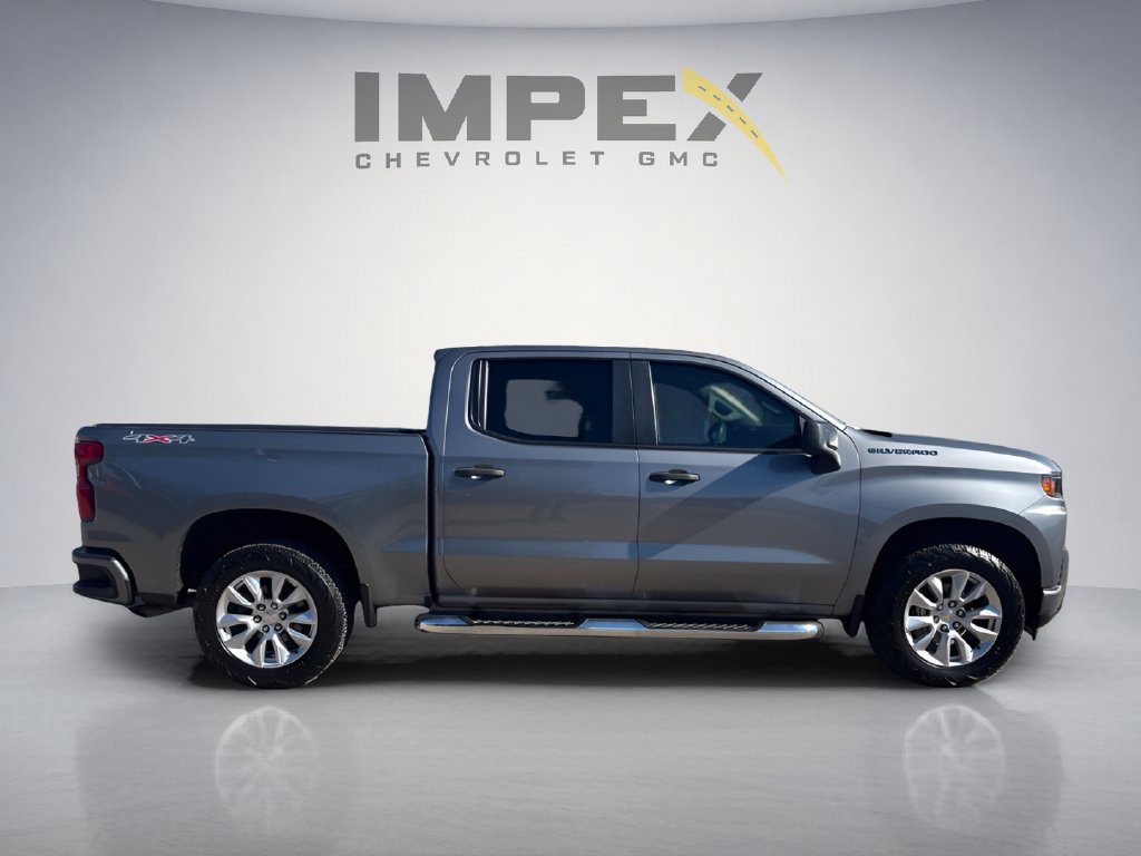 Used 2021 Chevrolet Silverado 1500 Custom AWD/4WD image 13