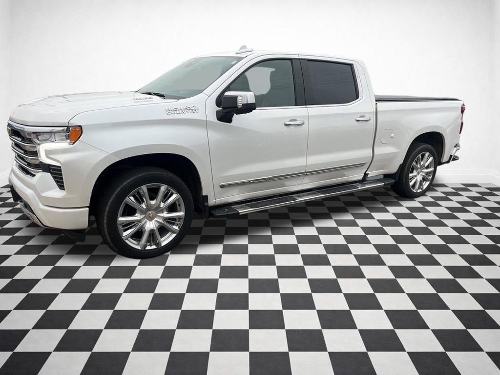 Certified 2023 Chevrolet Silverado 1500 High Country w/ Technology Package image 30