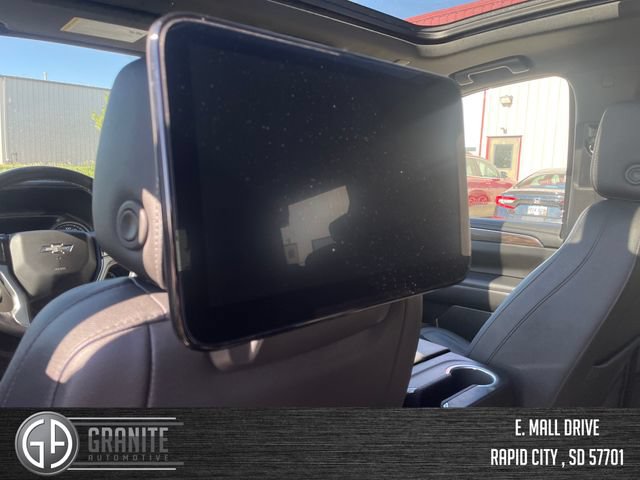 Used 2021 Chevrolet Tahoe Z71 w/ Z71 Off-Road Package AWD/4WD image 36