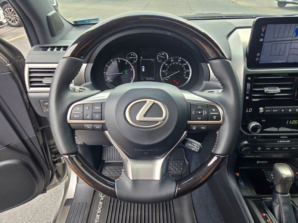 Used 2023 Lexus GX 460 Premium image 39
