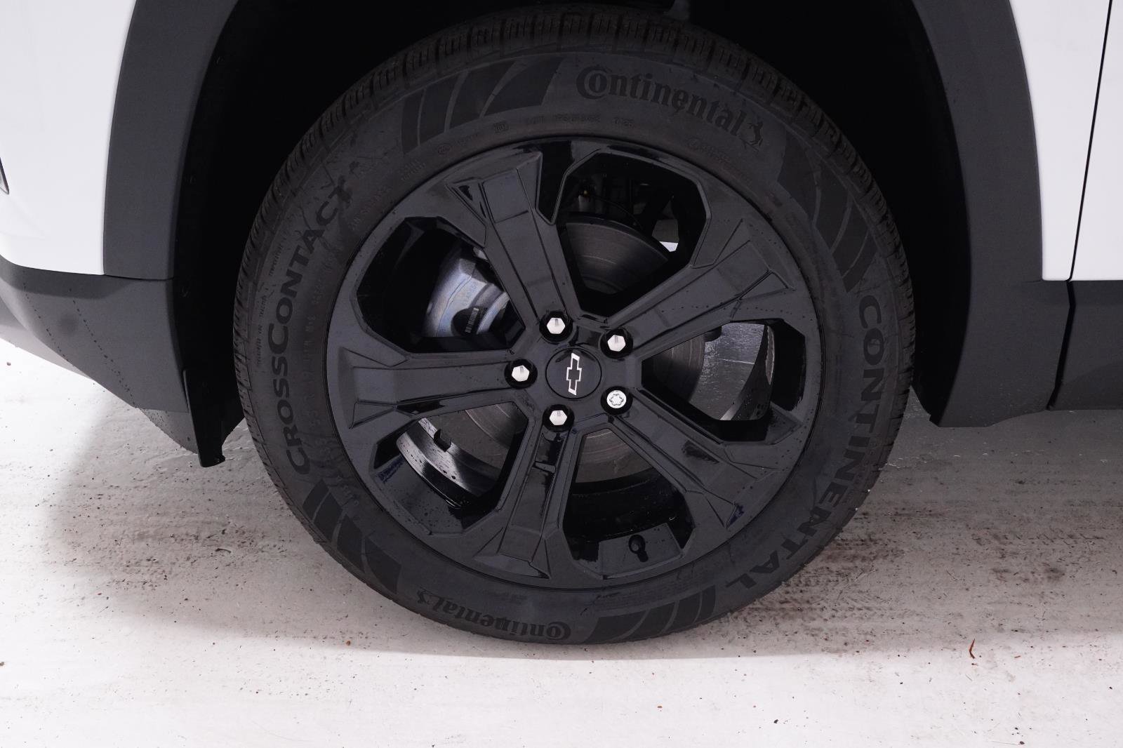 New 2026 Chevrolet Equinox LT w/ Midnight Edition image 11