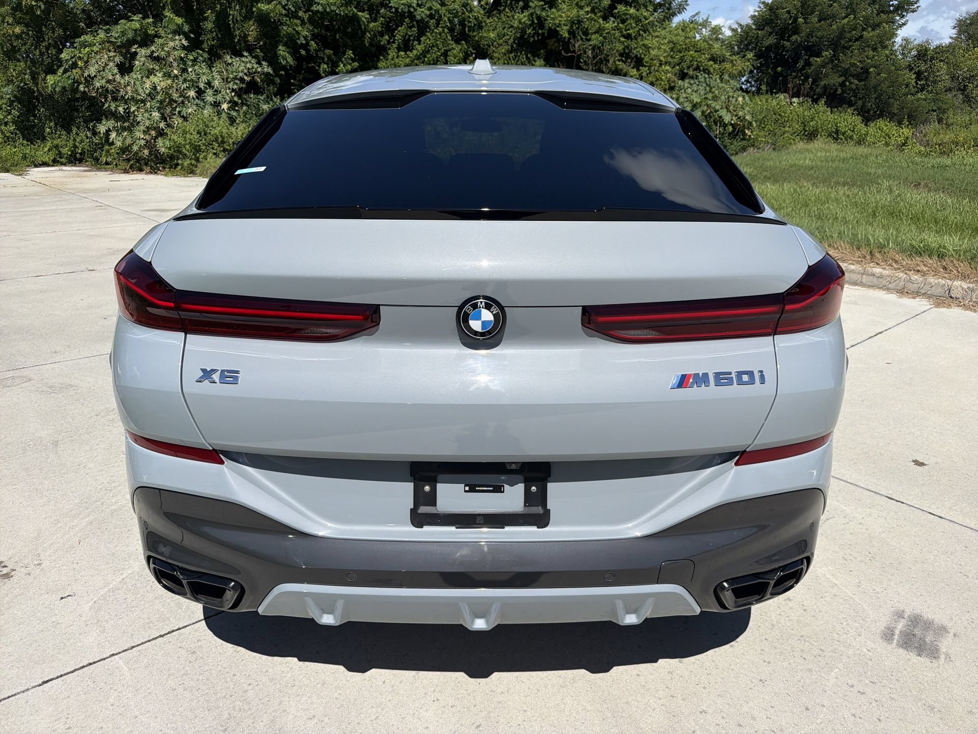 Certified 2024 BMW X6 M60i w/ Executive Package AWD/4WD image 5