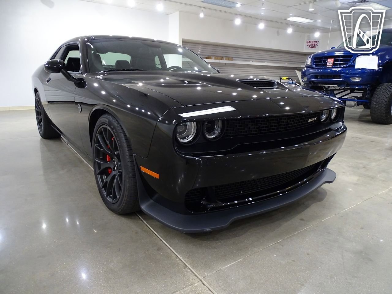 Used 2015 Dodge Challenger SRT Hellcat RWD image 22