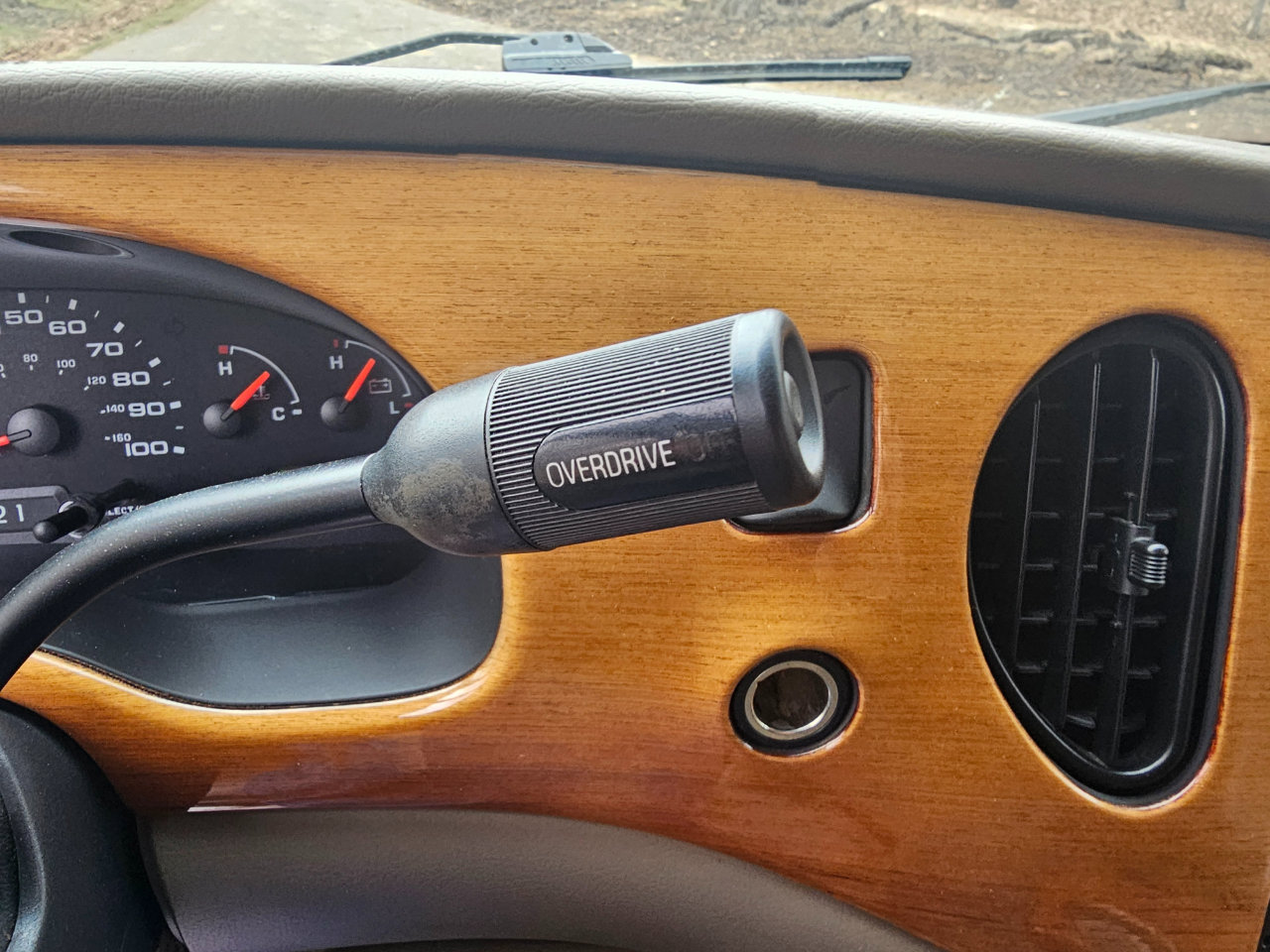 Used 2004 Ford E-250 and Econoline 250 image 36