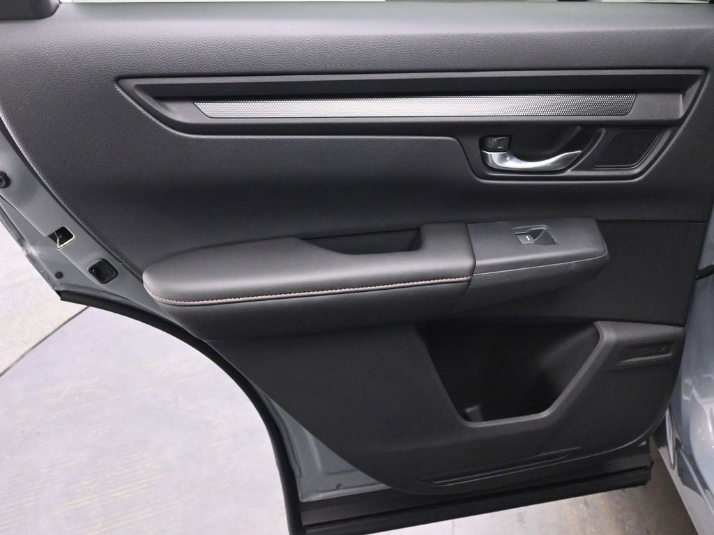 Used 2025 Honda CR-V Sport-L image 14