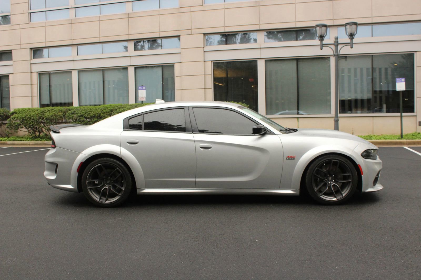 Used 2020 Dodge Charger Scat Pack RWD image 6