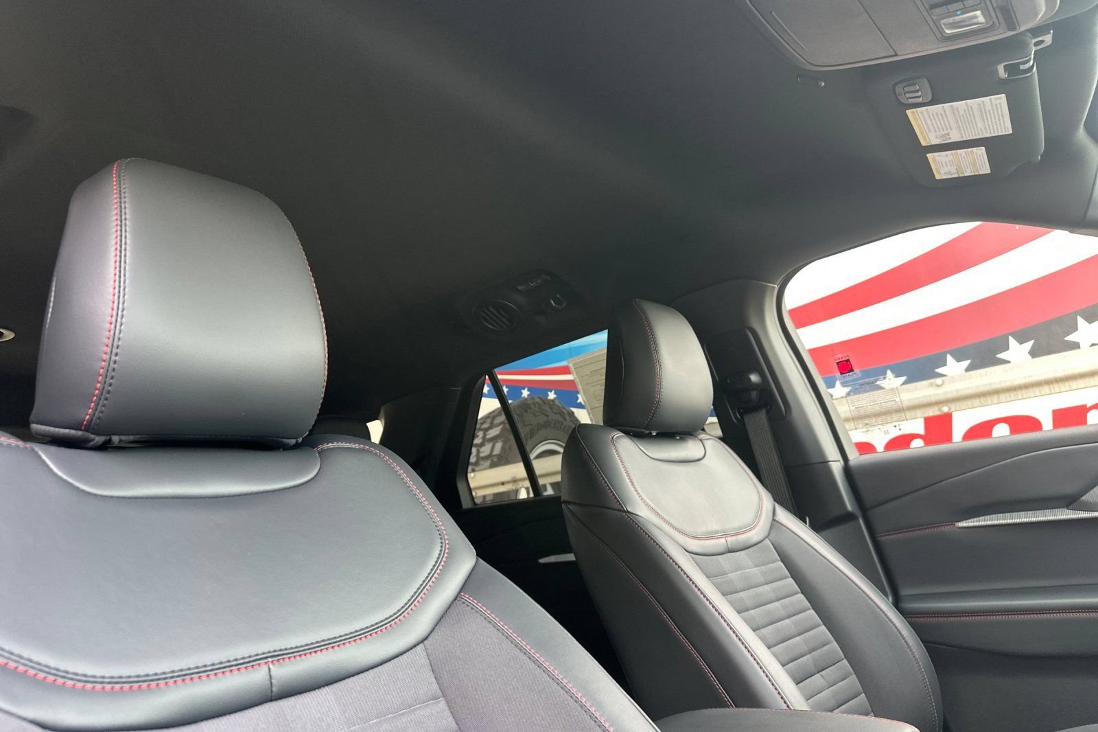 New 2026 Ford Explorer ST-Line w/ ST-Line Street Pack RWD image 17