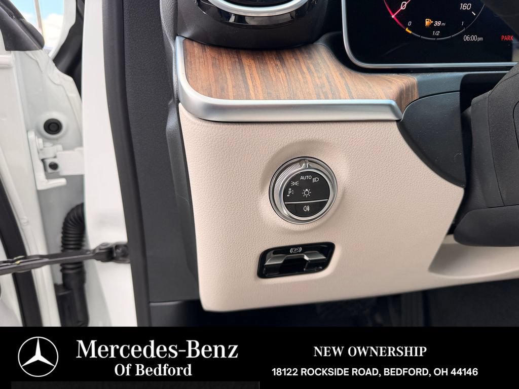 New 2026 Mercedes-Benz C 300 4MATIC Sedan image 9