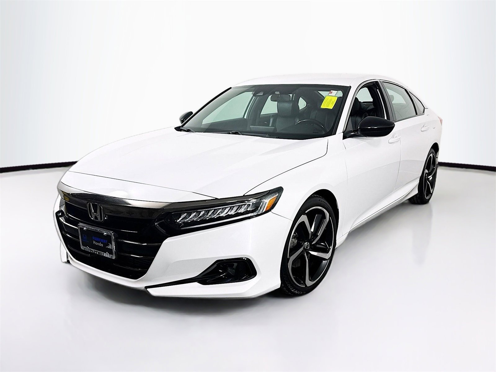 Used 2021 Honda Accord Sport image 3