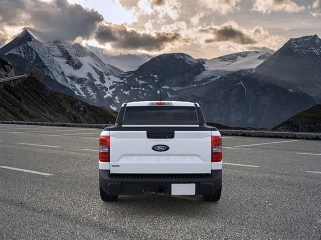 New 2025 Ford Maverick XLT w/ XLT Luxury Package FWD image 5