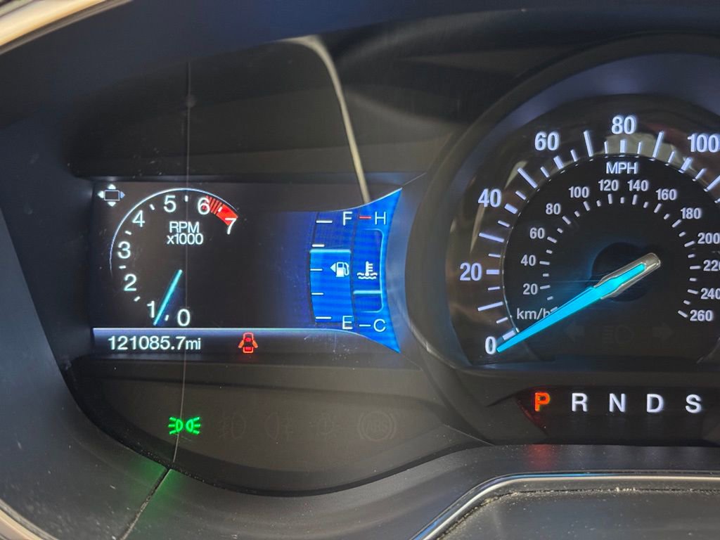 Used 2016 Ford Fusion Titanium image 28