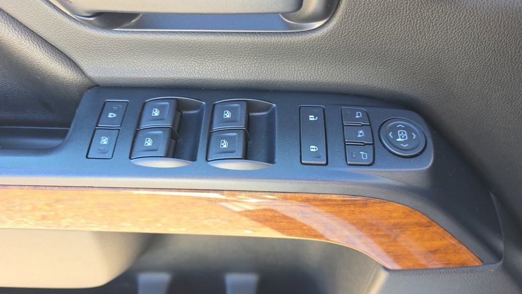 Used 2017 Chevrolet Silverado 3500 High Country w/ Duramax Plus Package image 20