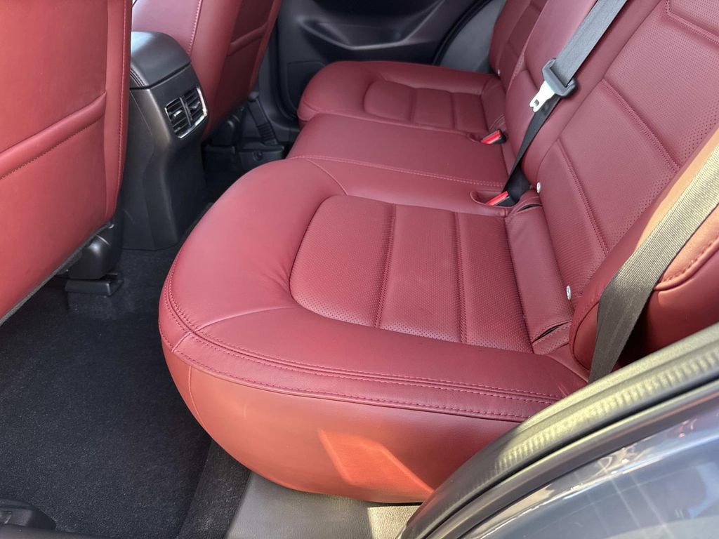 Certified 2022 MAZDA CX-5 Carbon Edition image 19