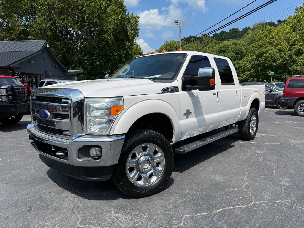 Used 2015 Ford F250 Lariat w/ Chrome Package AWD/4WD image 4