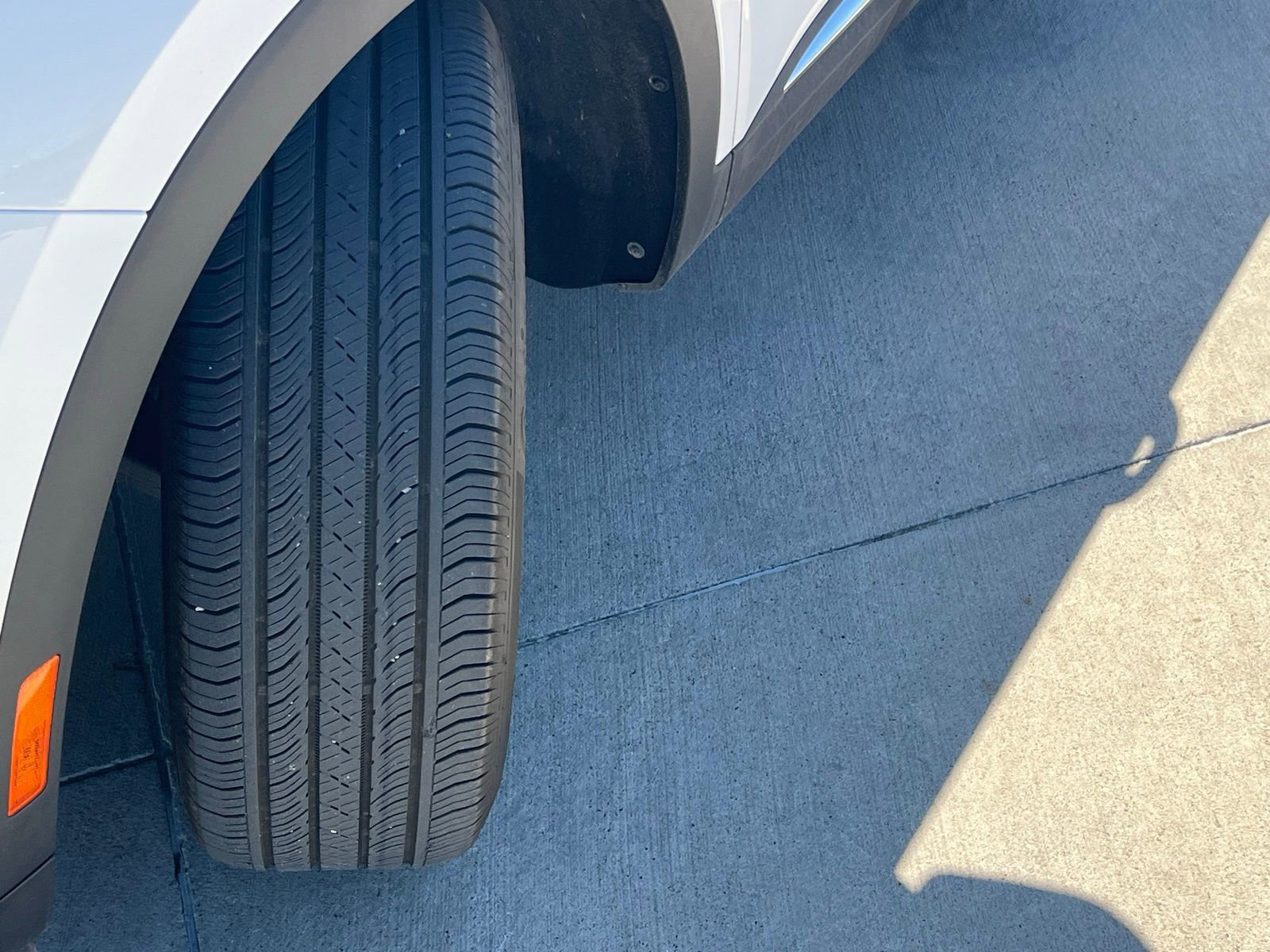 Used 2025 Buick Envision Preferred image 9