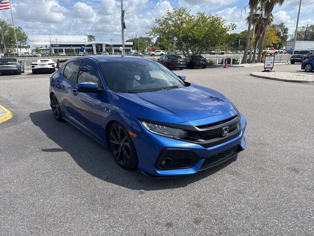 Used 2018 Honda Civic Sport Touring image 4