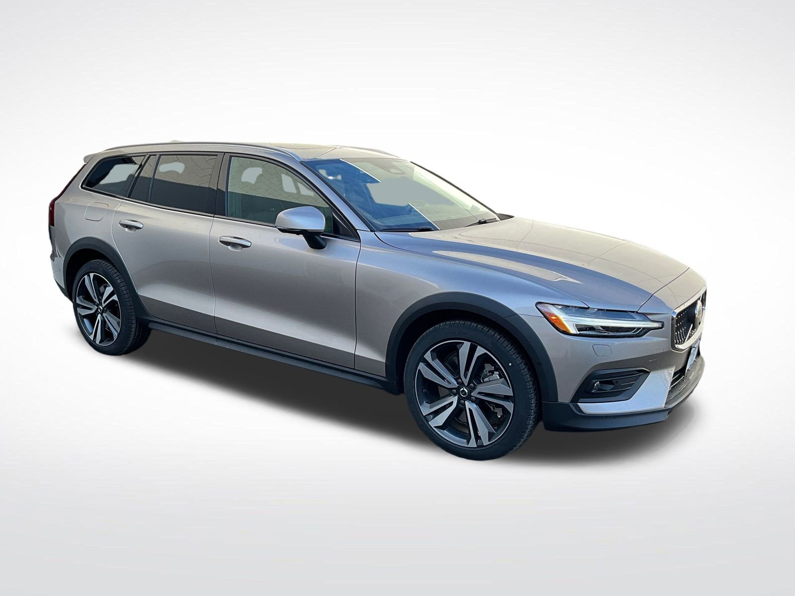 New 2026 Volvo V60 B5 Cross Country Plus w/ Climate Package image 7